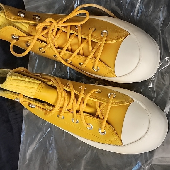 Women’s Converse CTAS Lugged Gore-Tex Gold - Picture 5 of 6